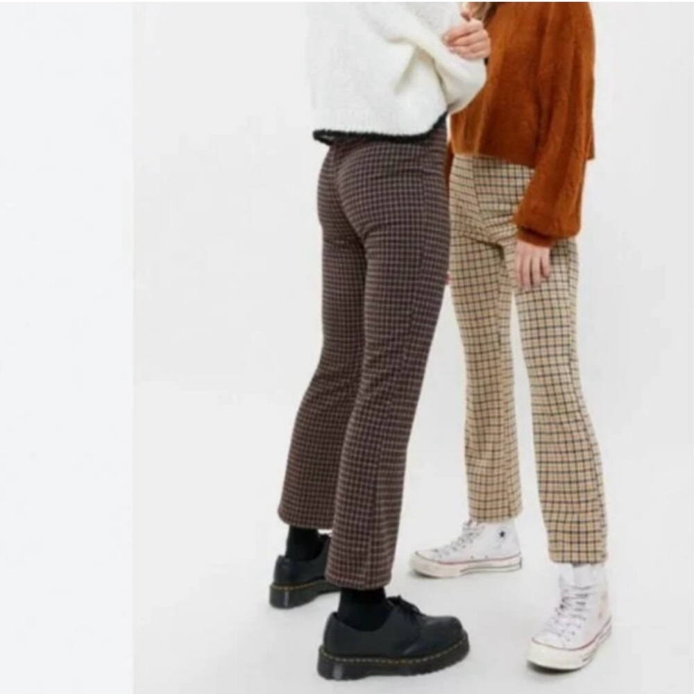 UO Cara High-Waisted Kick Flare Patterned Pant Brown Plaid Size XS